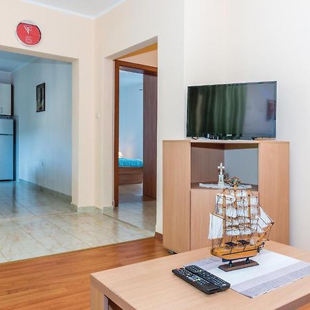 Beautiful Apartment In Raslina With Wifi Exteriör bild